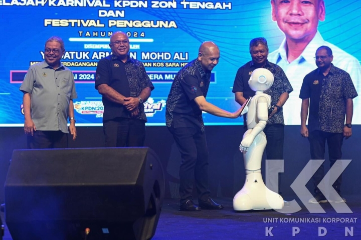 KPDN LAKSANA HARI TERBUKA SKDS DAN PRA-PELANCARAN IHSAN CASHBACK &amp; i-MESRA SEMPENA JELAJAH KARNIVAL KPDN ZON TENGAH 2024