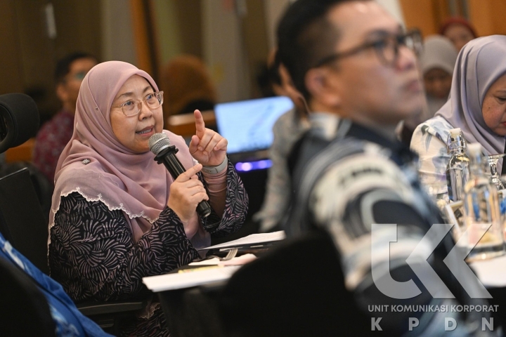 MESYUARAT PEMURNIAN JAWAPAN PARLIMEN PERINGKAT KPDN PENGGAL KEEMPAT PARLIMEN KE-15