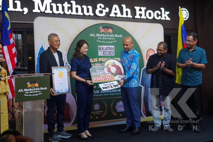 YB MENTERI PDN LANCAR MENU PROMOSI HARI KEBANGSAAN MELALUI JENAMA LOKAL TEMPATAN